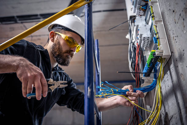 Best Local Electrician Companies  in Blanchester, OH